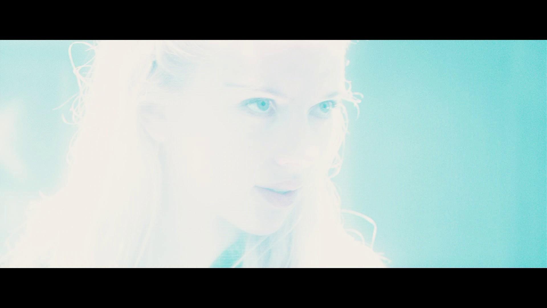 TheIslandDVD_0135.jpg TheIslandDVD_0135.jpg