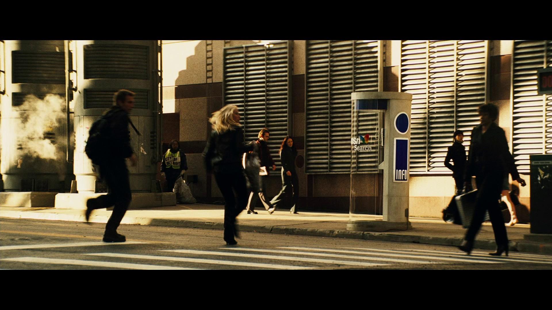 TheIslandDVD_0878.jpg TheIslandDVD_0878.jpg