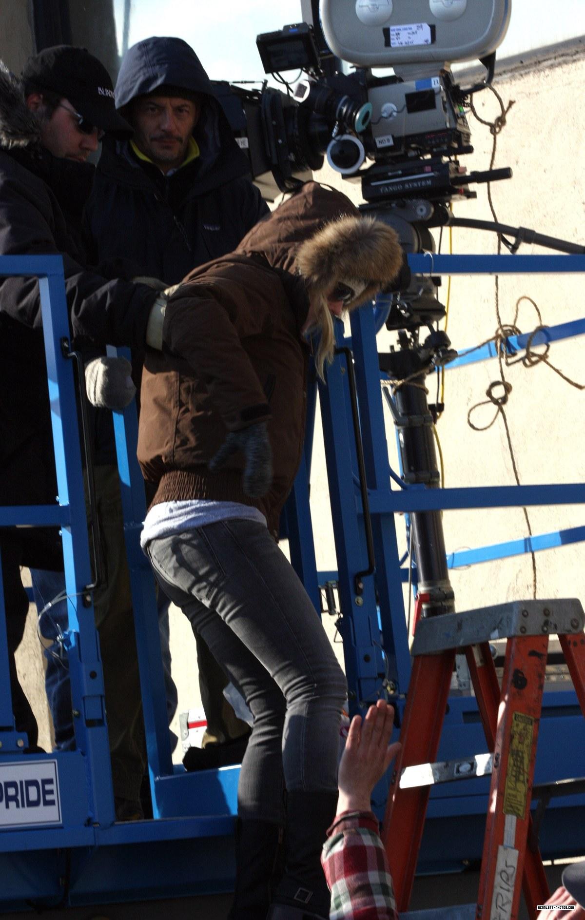 NYILY-OnSet-20080312_033.jpg NYILY-OnSet-20080312_033.jpg