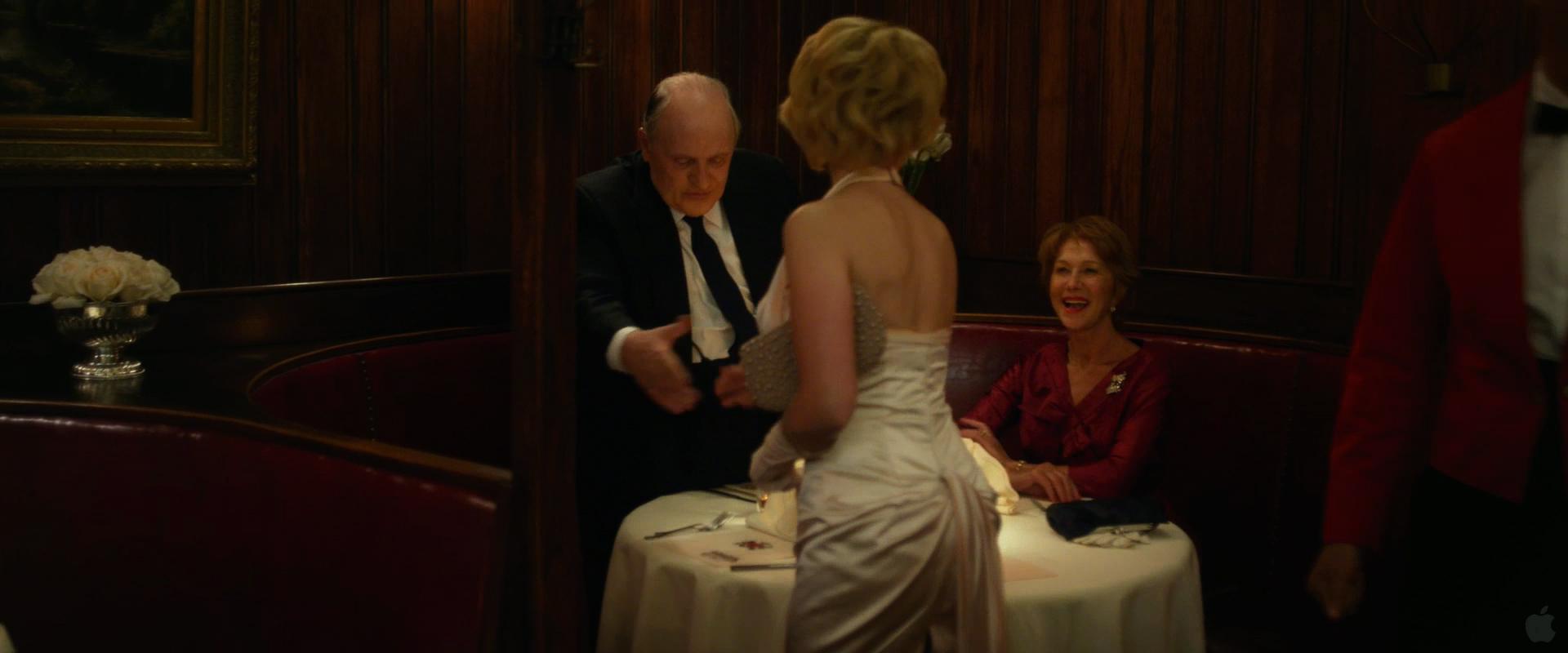 SJ_Hitchcock_Trailer_1_F019.jpg SJ_Hitchcock_Trailer_1_F019.jpg